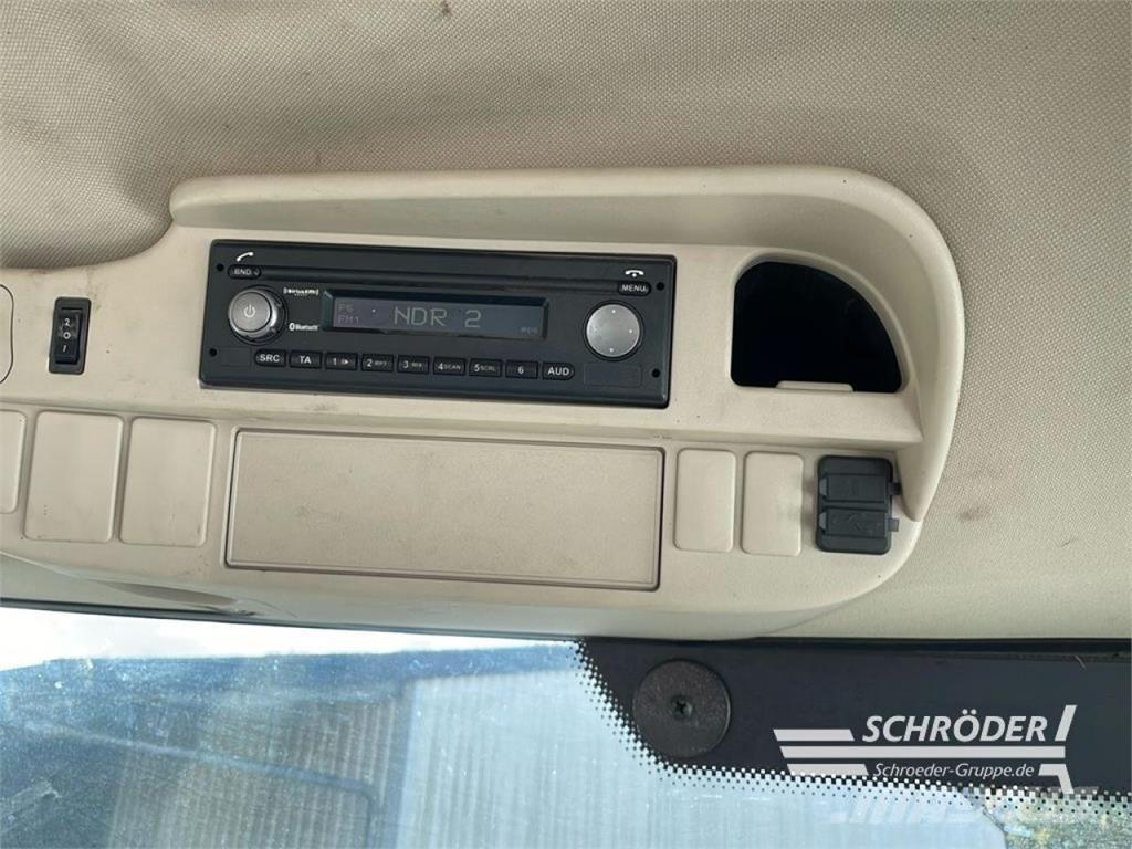 John Deere 6230 R Трактори