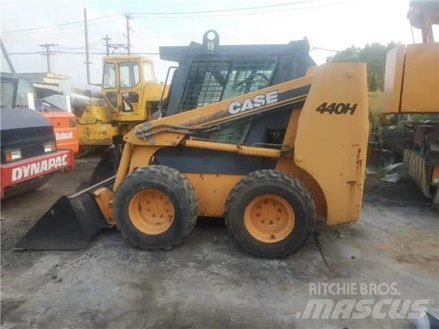 CASE 440H Мини товарачи
