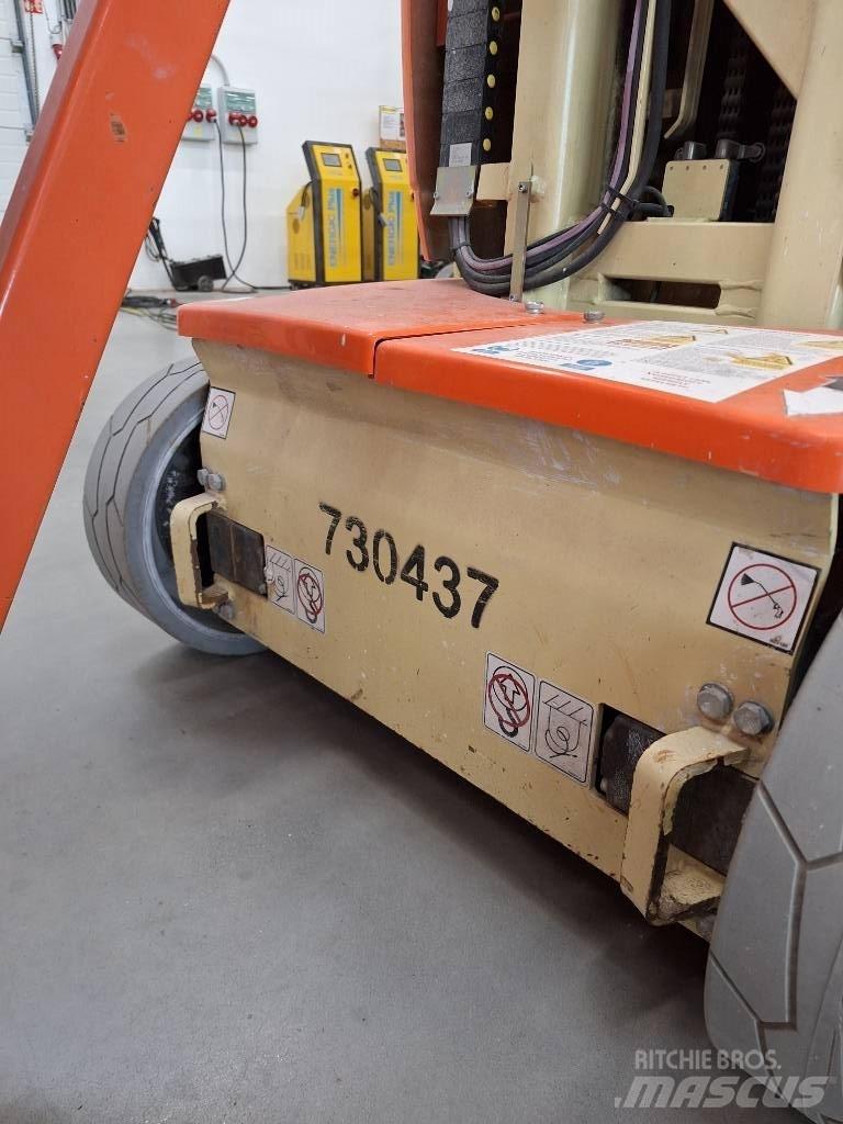 JLG Toucan 10 E Вертикални мачтови повдигачи

