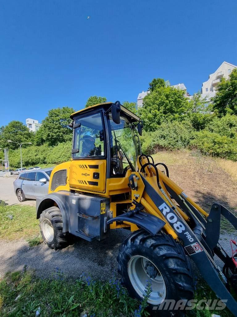 Everun R 08 Pro -2023 Колесни товарачи