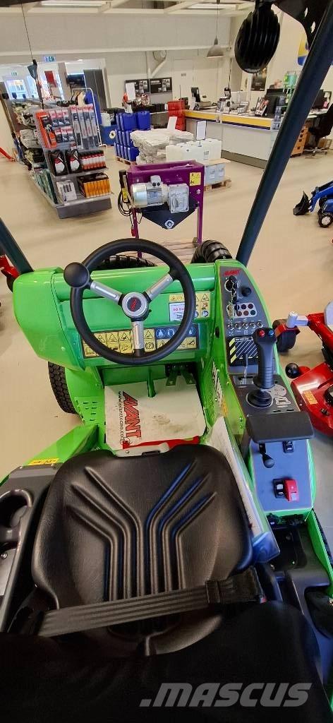 Avant 528 Многофункционални товарачи