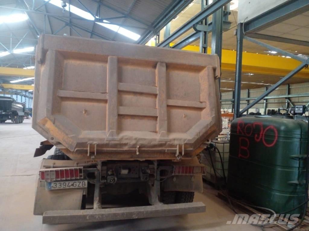 Renault Kerax 420 Самосвал