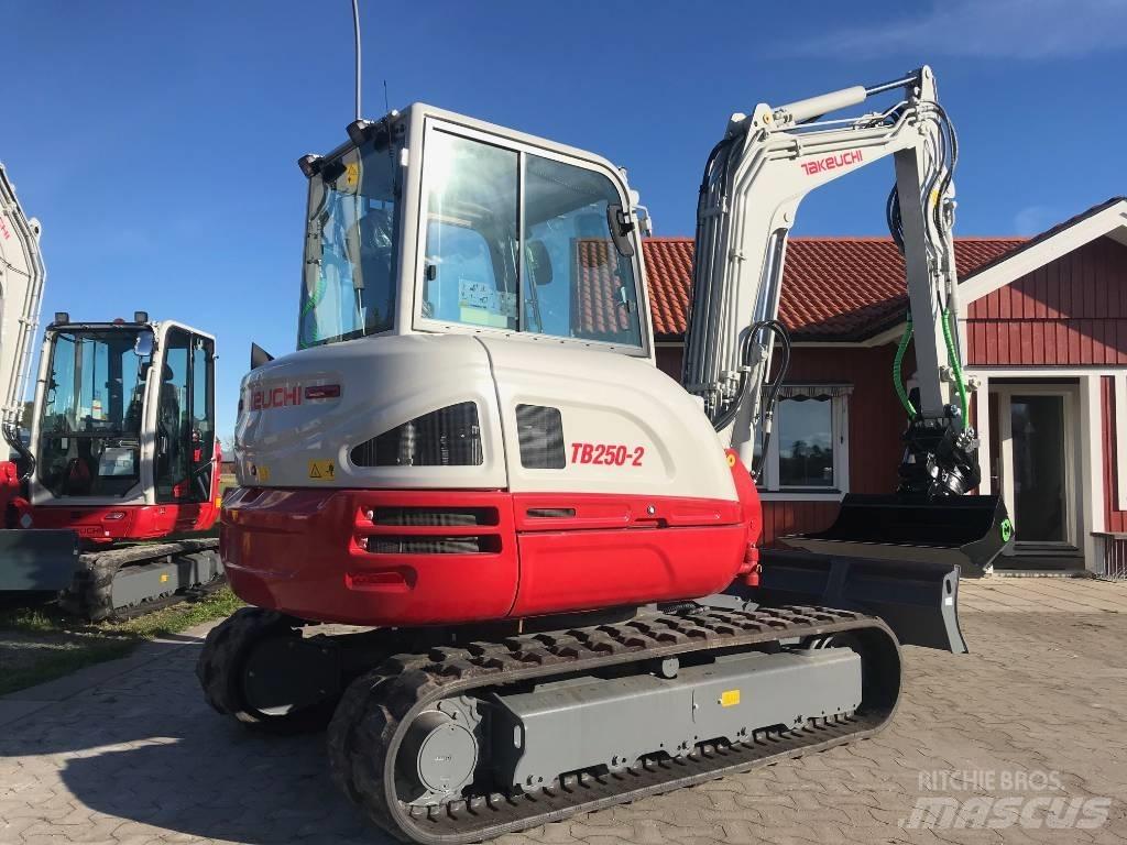 Takeuchi TB250-2 Мини екскаватори < 7 т