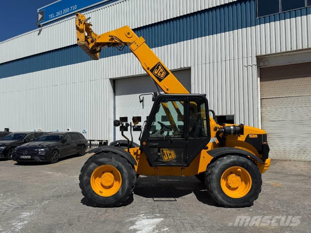 JCB 528-70 Телескопични товарачи