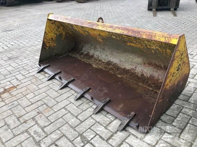 Manitou Tanden bak Кофи