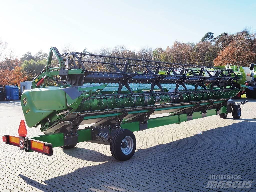 John Deere S780 + 730X Комбайни