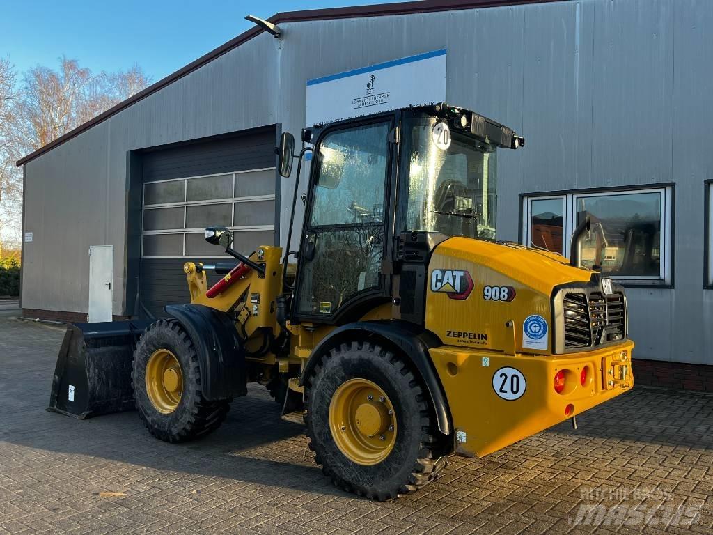 CAT 908 Колесни товарачи
