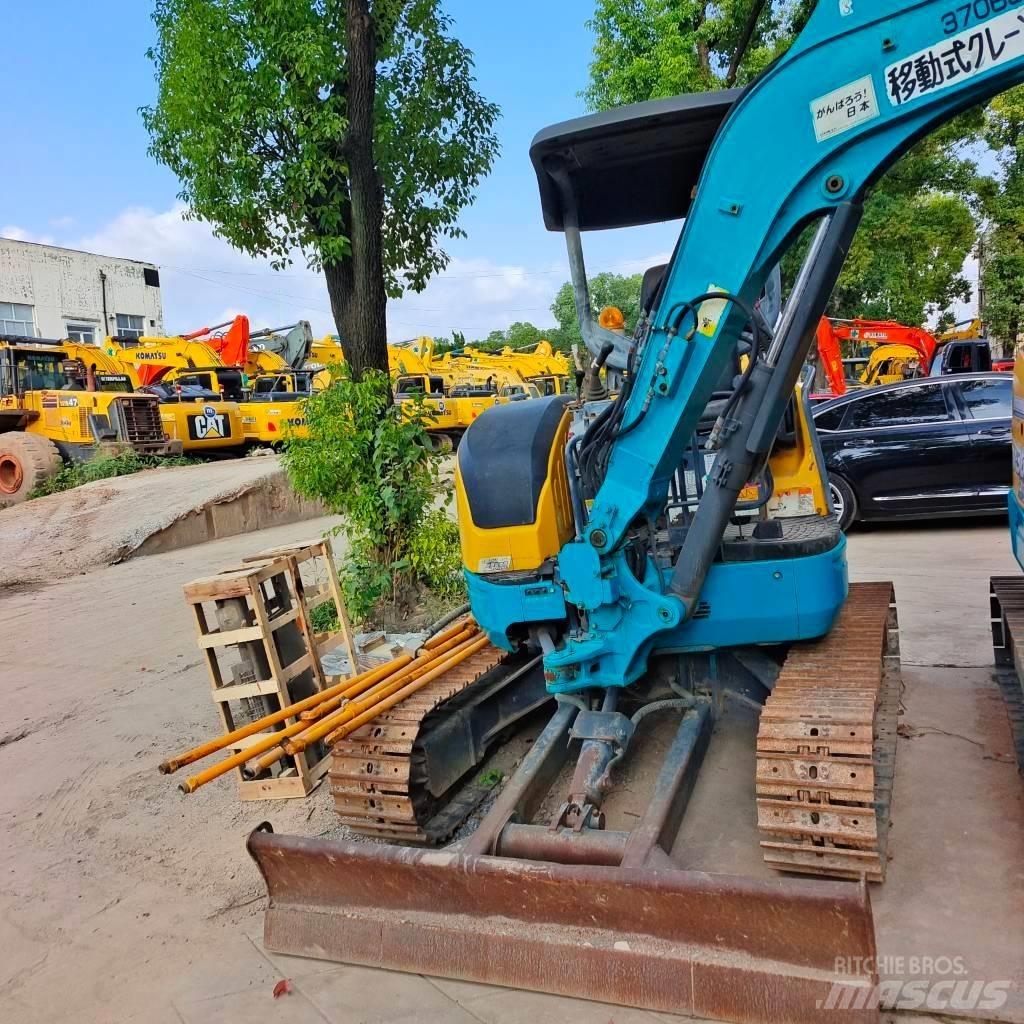 Kubota U30 Мини екскаватори < 7 т