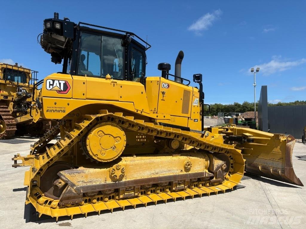 CAT D 6 LGP Верижни булдозери
