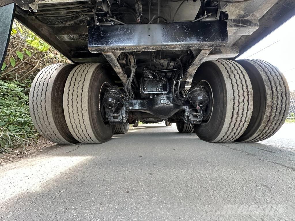Mack MR613 Камиони за отпадъци