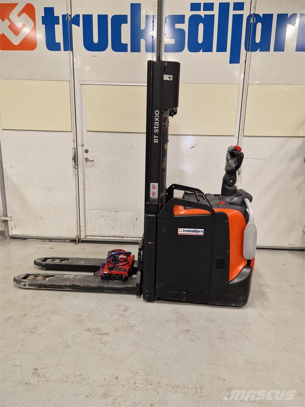 Toyota SPE120L Самоходни товарачи