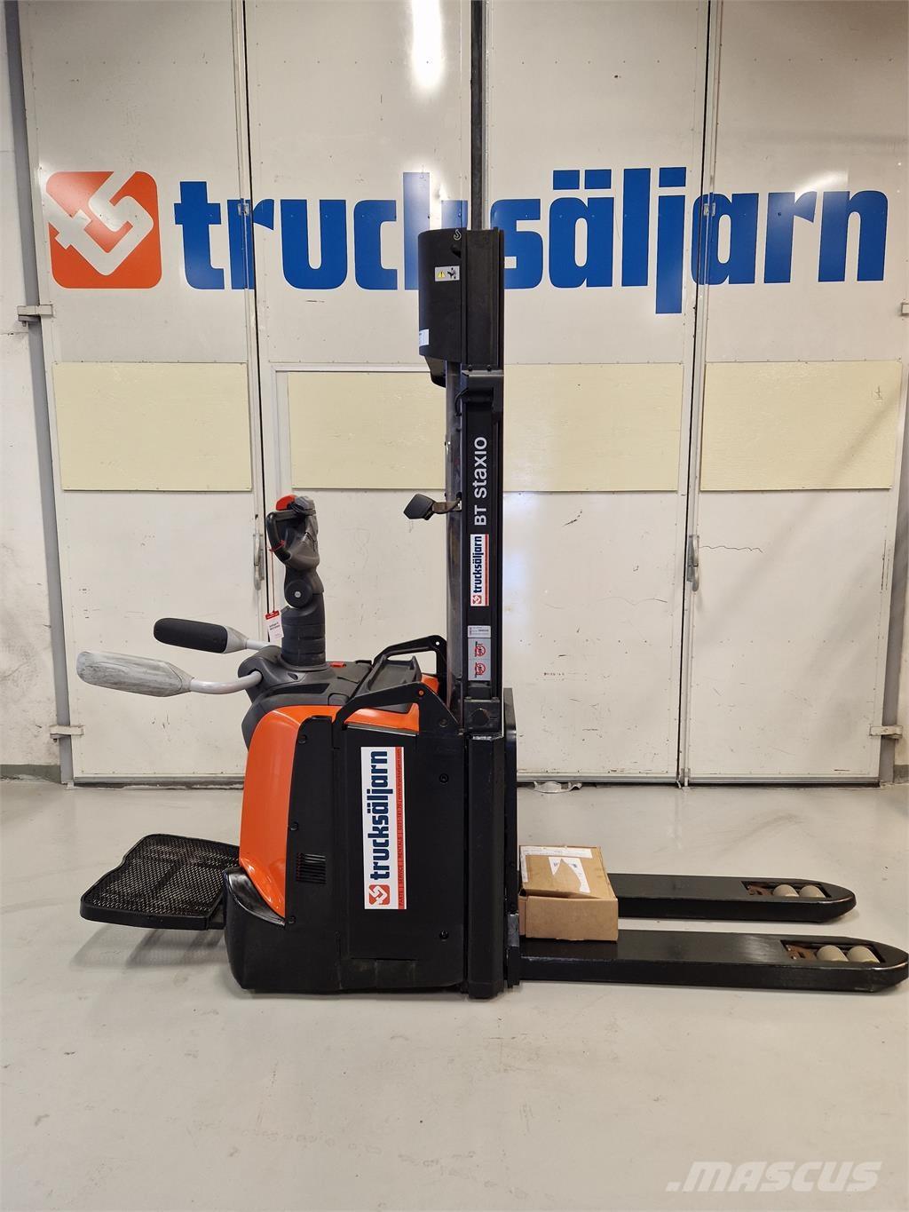 Toyota SPE120L Самоходни товарачи