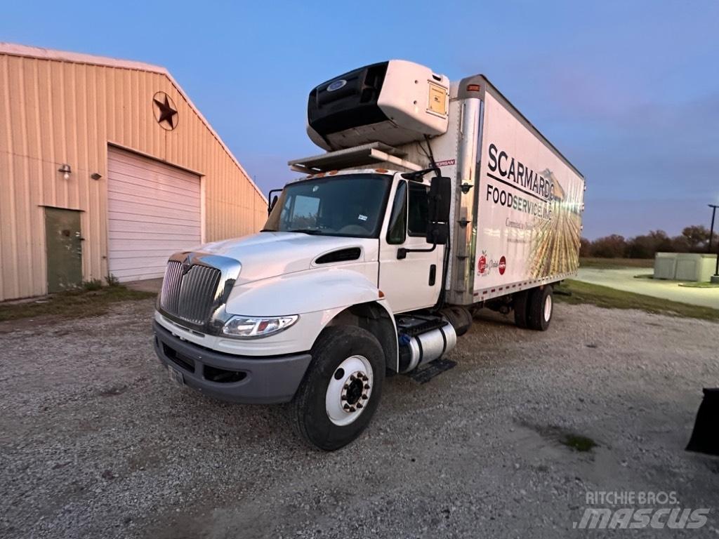 International 4300 Каросерии