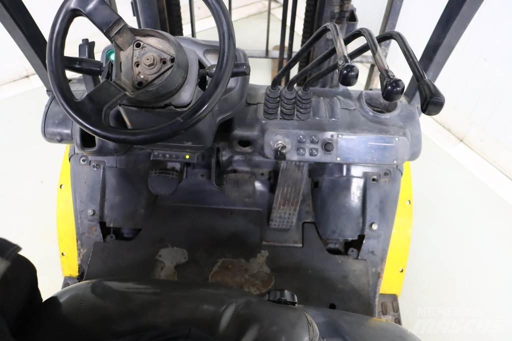 Komatsu FD25T-16 Дизелови камиони