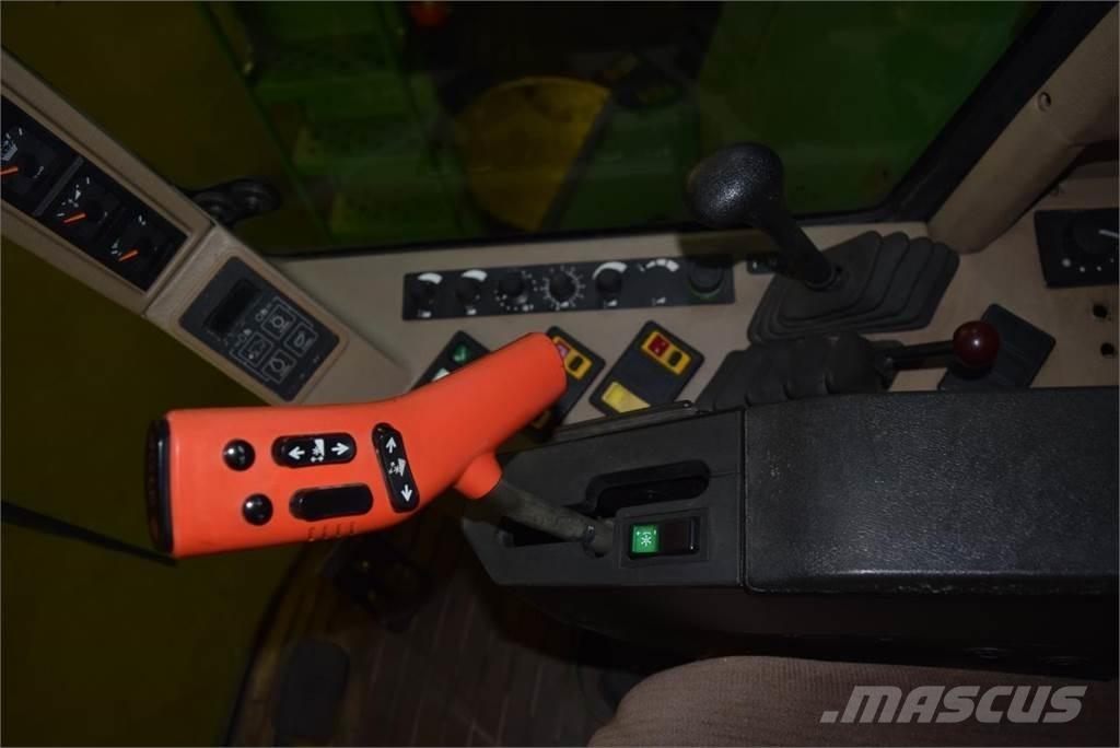 John Deere 2064 Комбайни