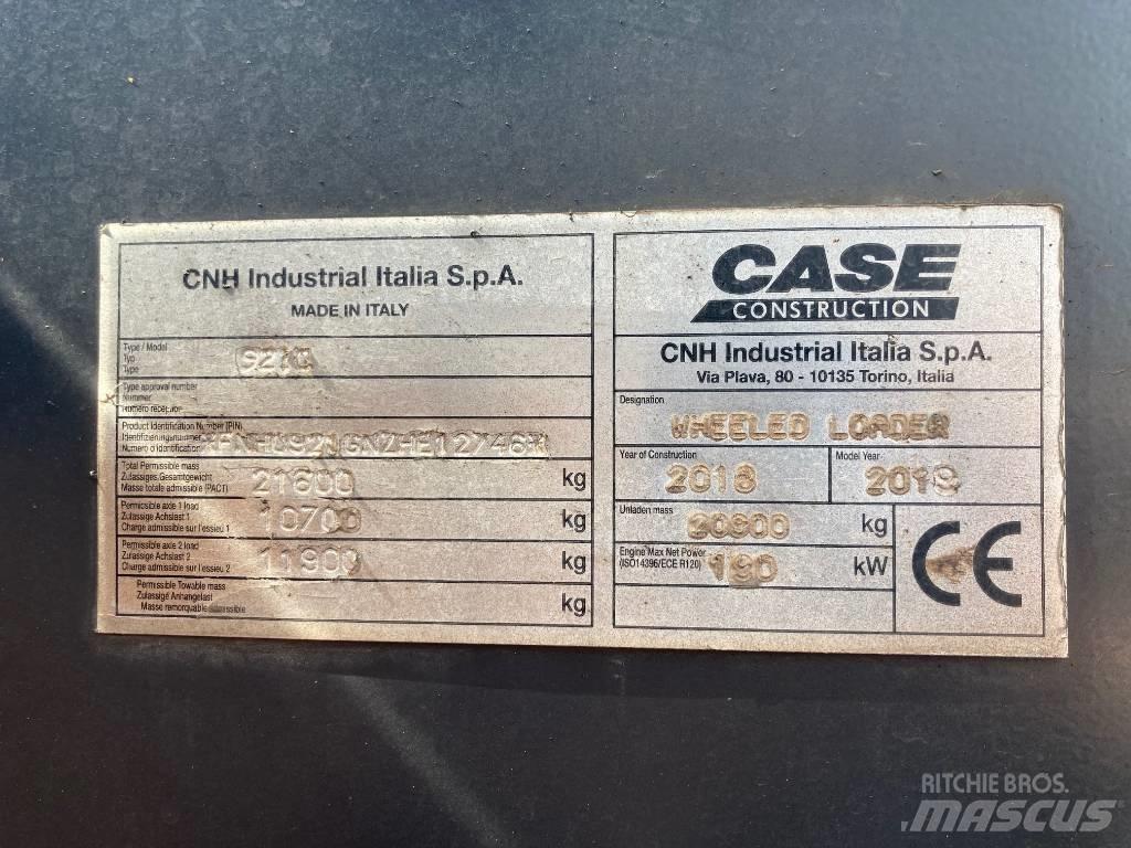 CASE 921G Колесни товарачи