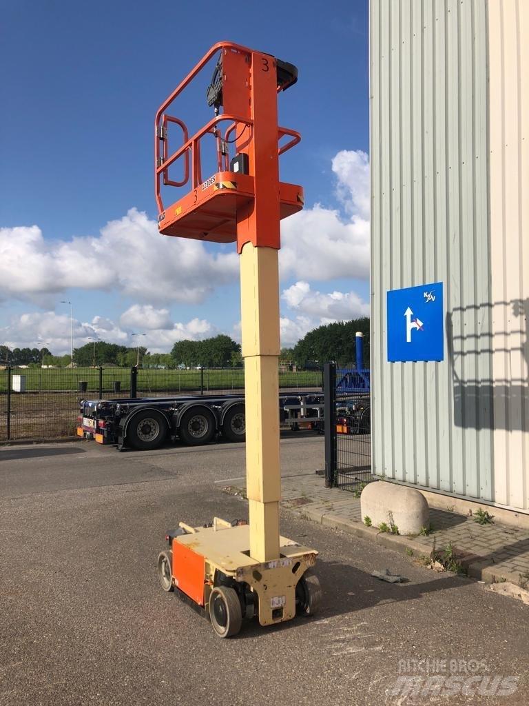 JLG 1230 ES Вертикални мачтови повдигачи
