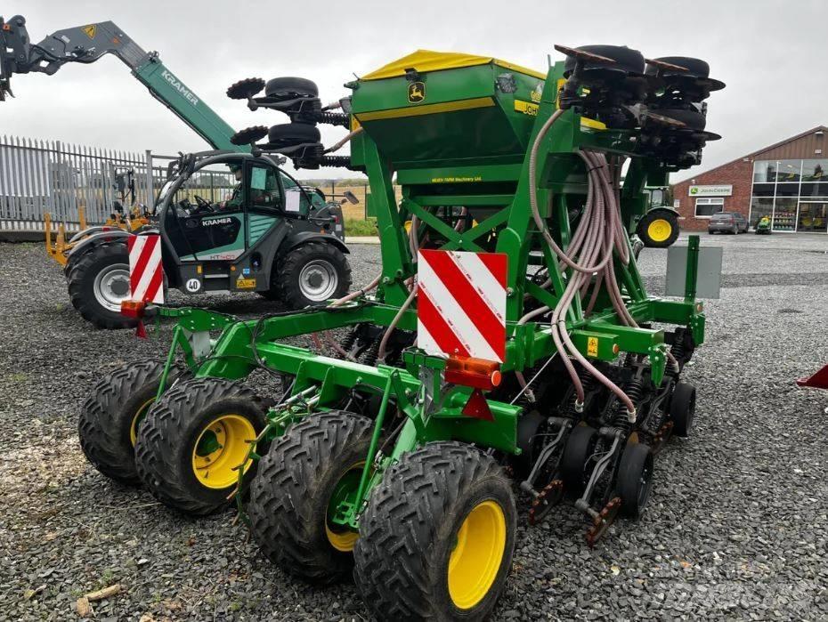 John Deere 750 A Редосеялки