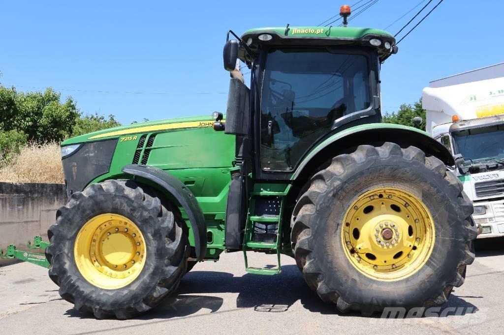 John Deere 7215 R Трактори
