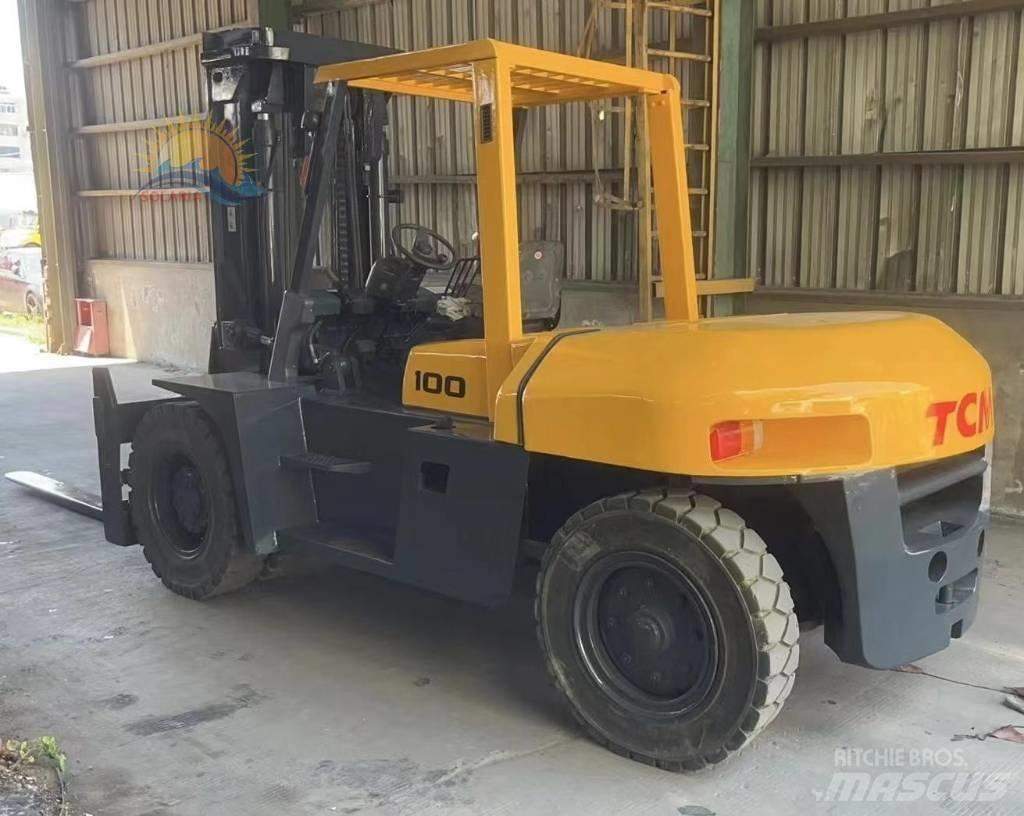 TCM FD 100 Дизелови камиони