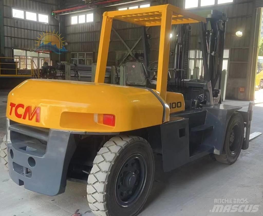 TCM FD 100 Дизелови камиони