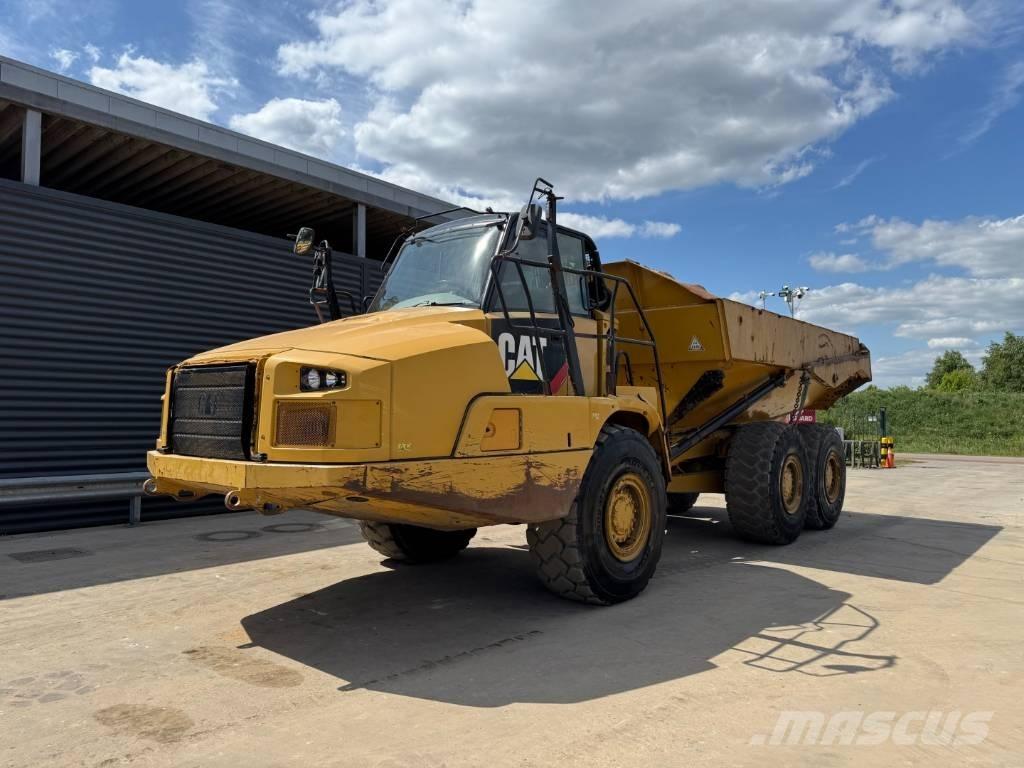 CAT 730C Дъмпери/моторни превозни средства