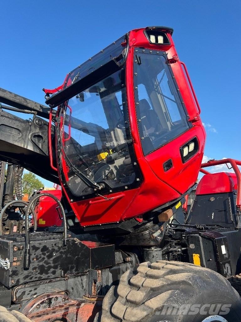Komatsu 931 XC Харвестери