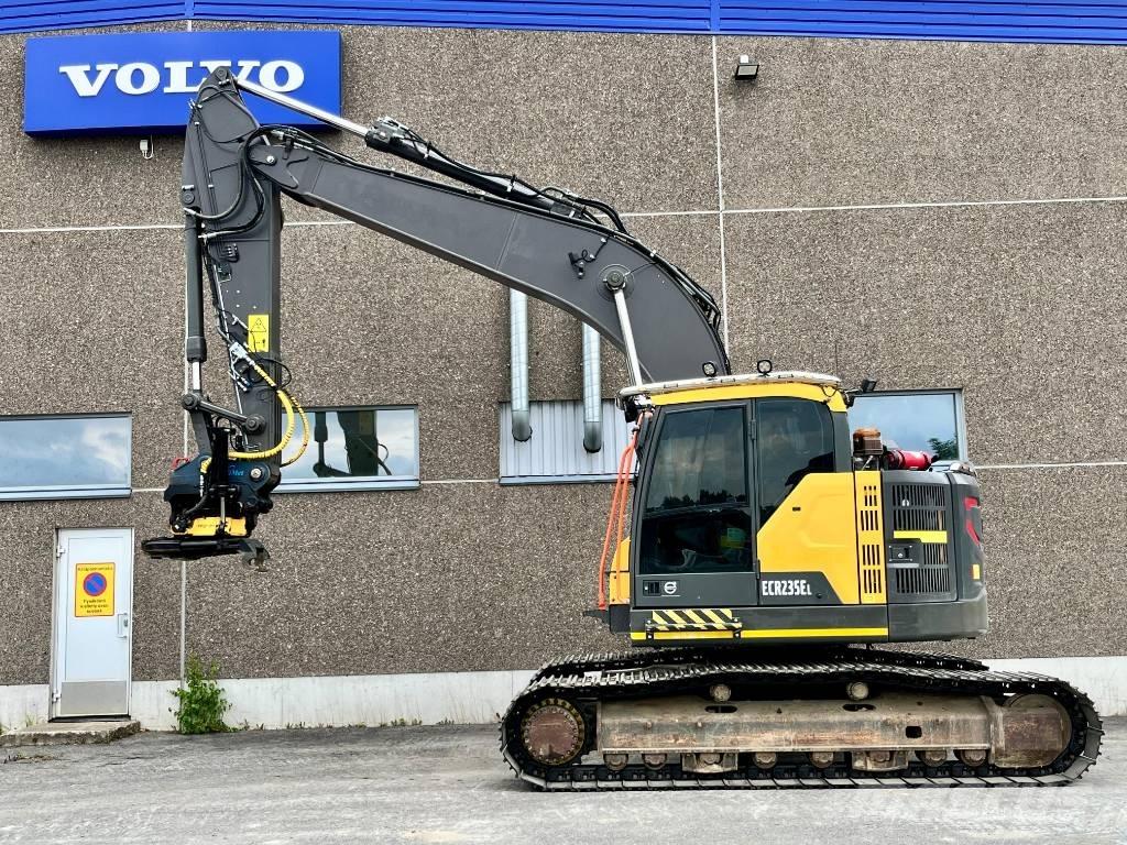 Volvo ECR 235 E Верижен екскаватор