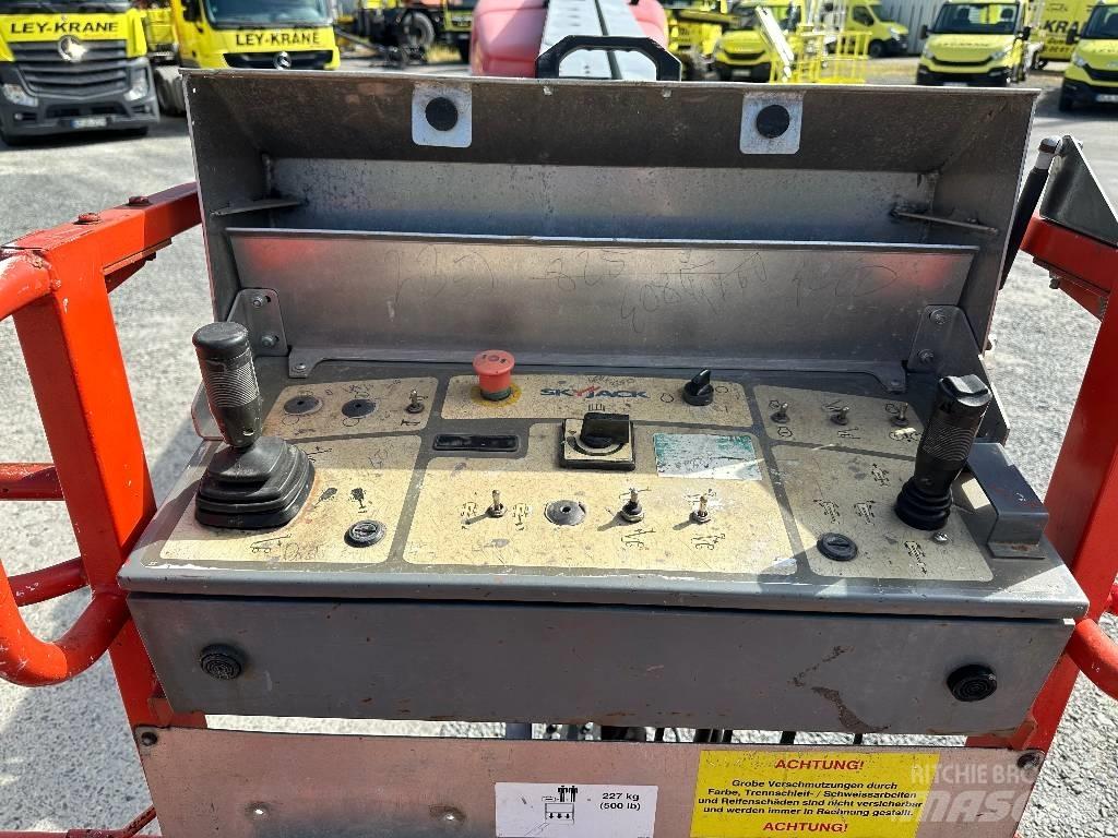 SkyJack SJ66T Съчленени стрелови подемници