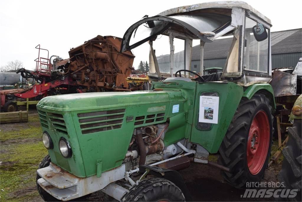Deutz-Fahr D4006 Трактори