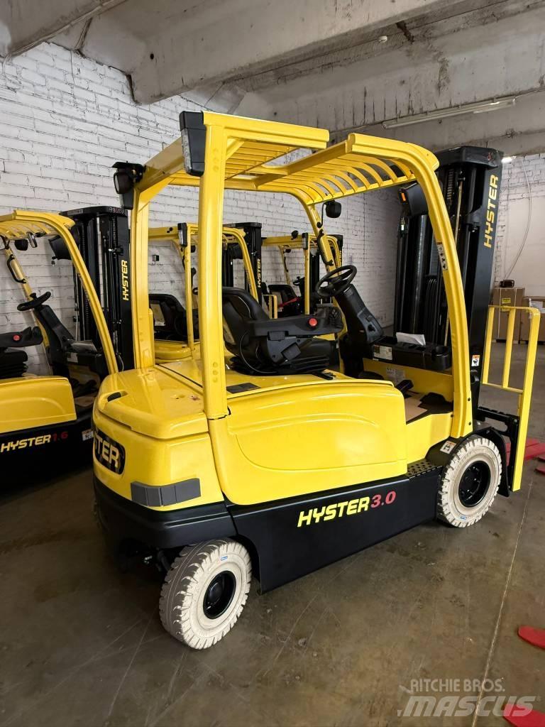 Hyster J3.0XN Електрически вилични кари-повдигачи
