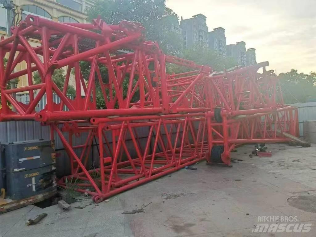 Sany SAC4500T Всъдеходни кранове