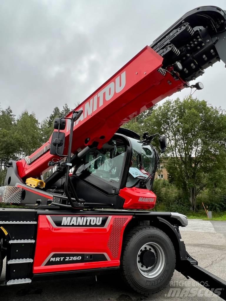 Manitou MRT 2260 Телескопични товарачи