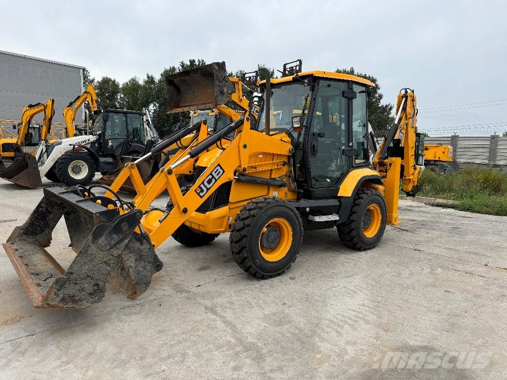 JCB 3 CX / compact Товарач със заден ексватор