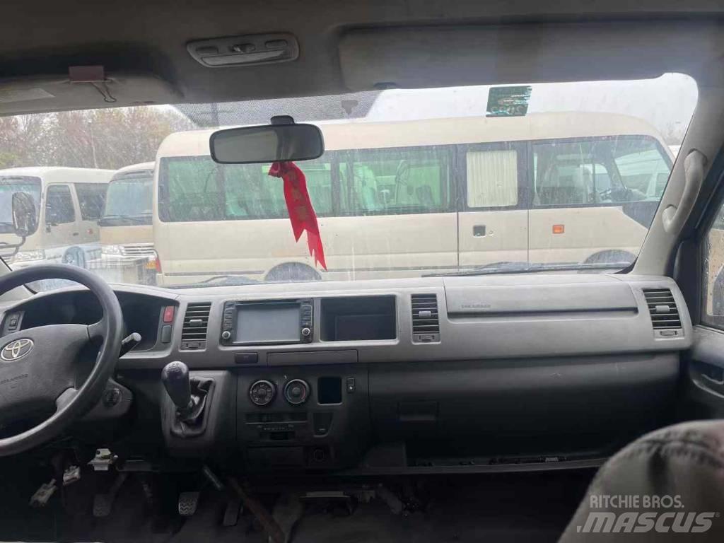 Toyota Hiace Междуградски автобуси