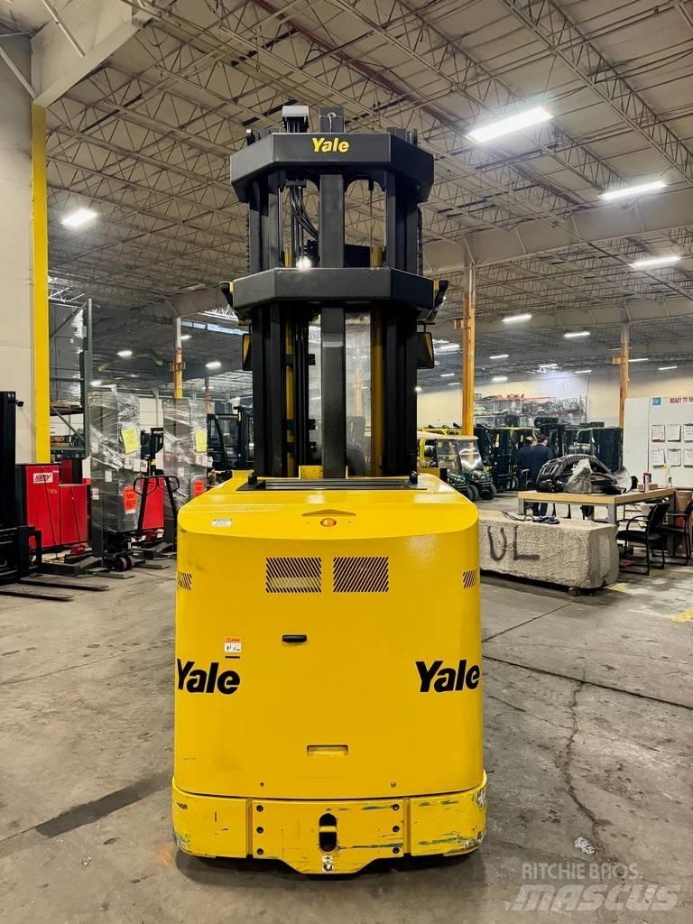 Yale NTA030SB Електрически вилични кари-повдигачи