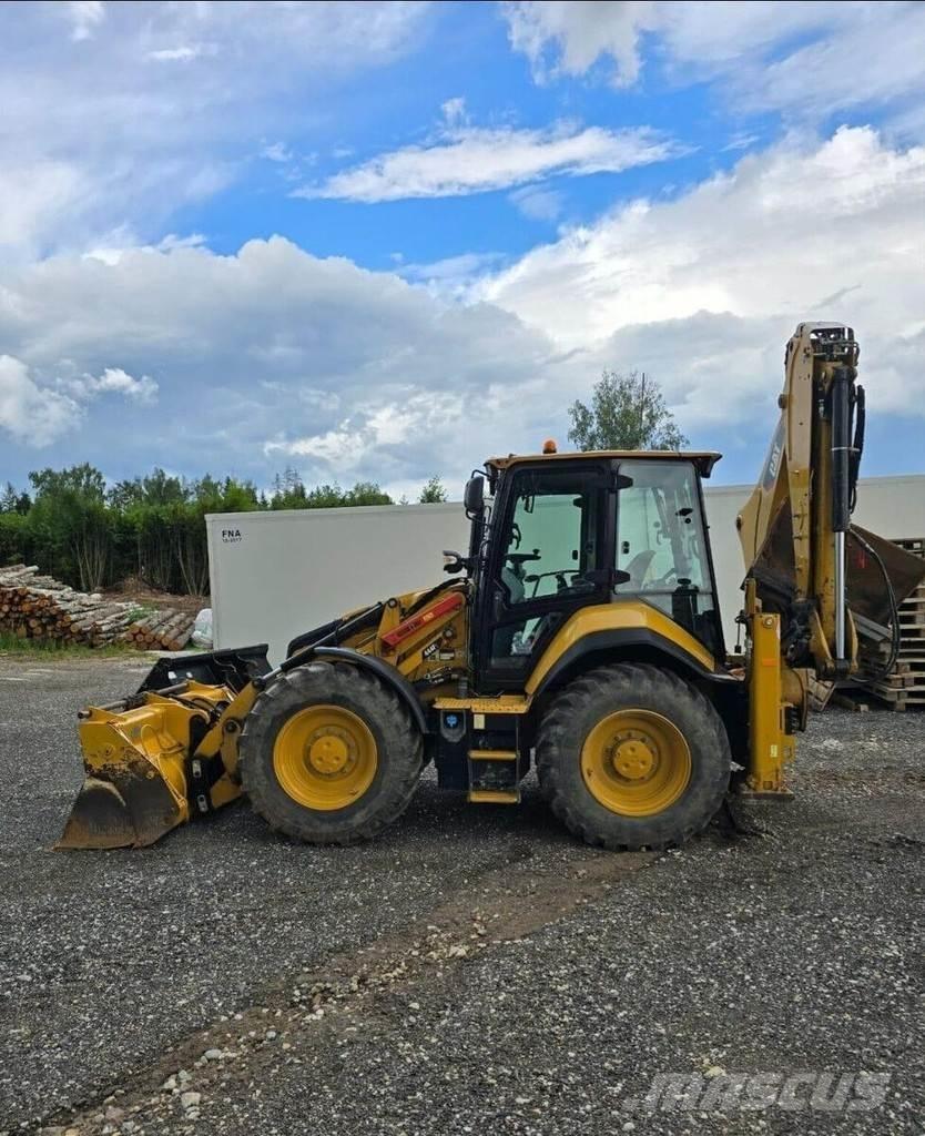 CAT 444F2 Товарач със заден ексватор