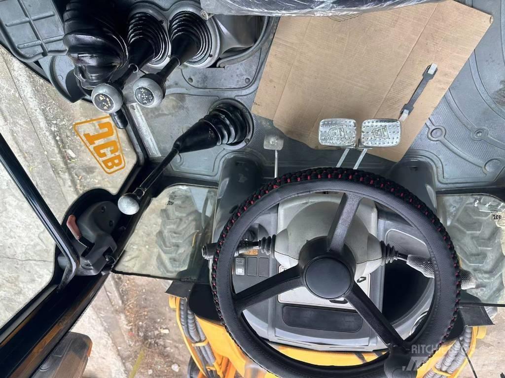 JCB 3 CX Товарач със заден ексватор