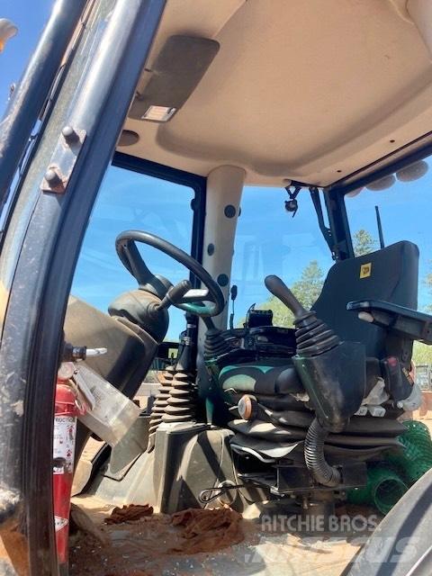 JCB 4 CX Товарач със заден ексватор