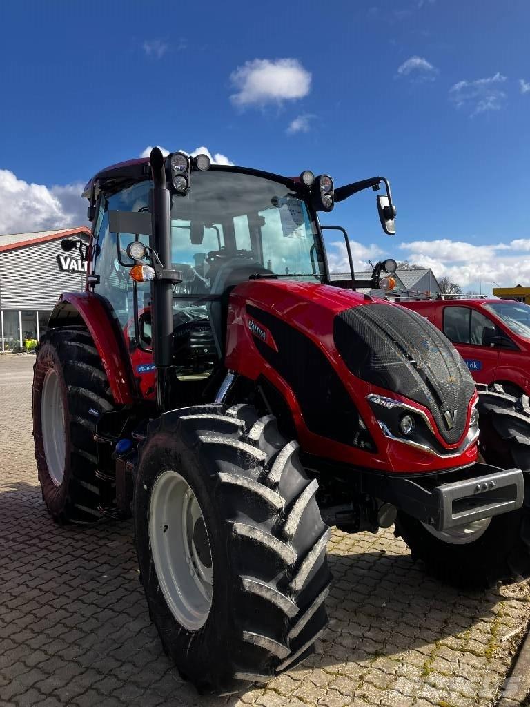 Valtra A 115 HT Трактори