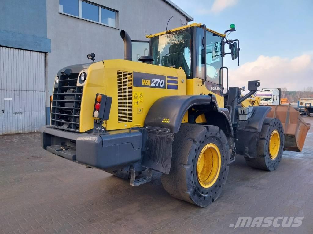 Komatsu WA270-7 Колесни товарачи