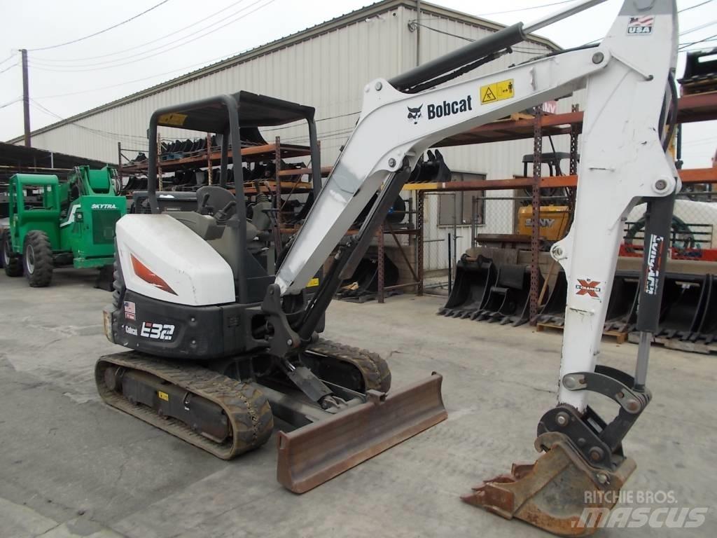 Bobcat E32i Мини екскаватори < 7 т