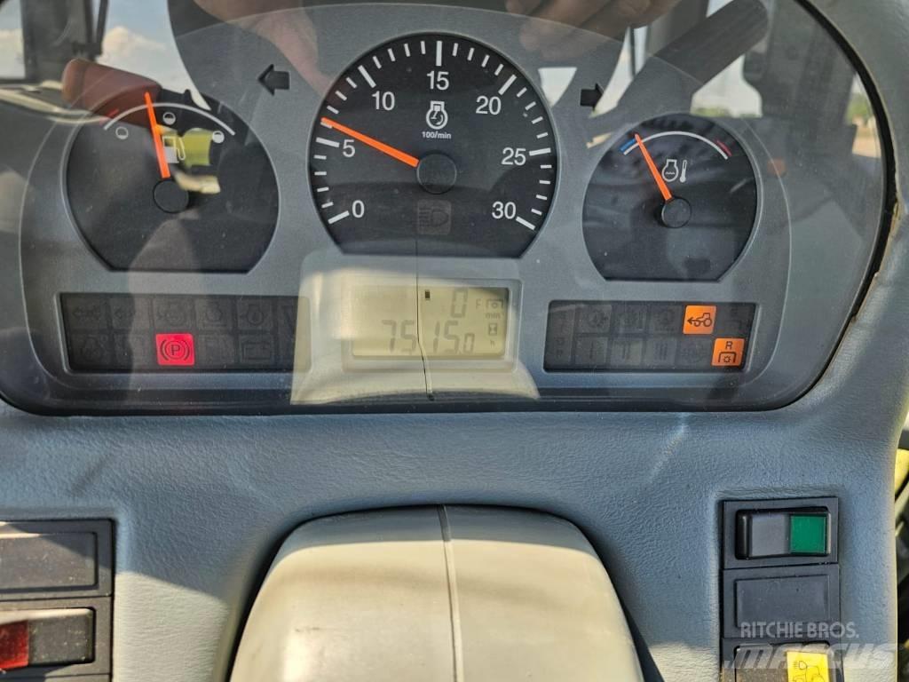 Valtra N 101 Трактори