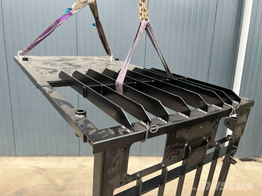 CAT 330D Guard Кабина