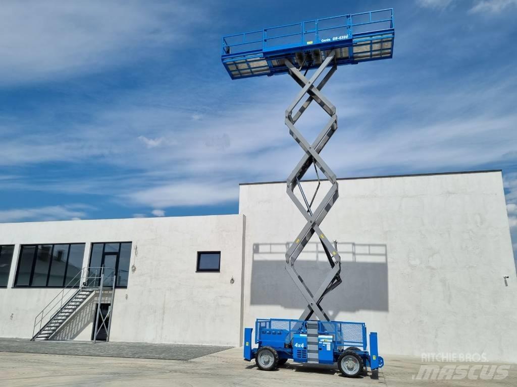 Genie GS 4390        P478 Ножични работни платформи
