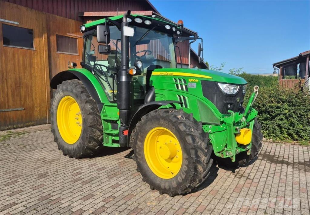 John Deere 6130R Трактори