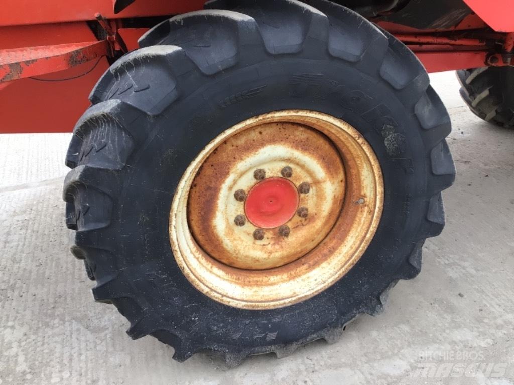 Bateman RB25 SPRAYER Самоходни пръскачки
