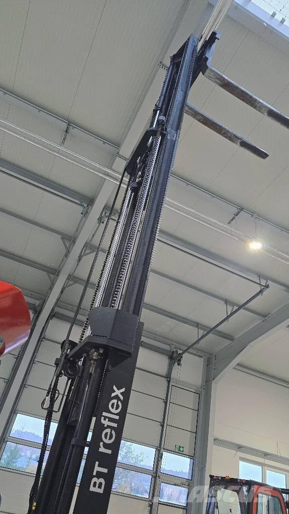 BT RR E 160 Ретрак/ Високоповдигач с изместване на вилката напред