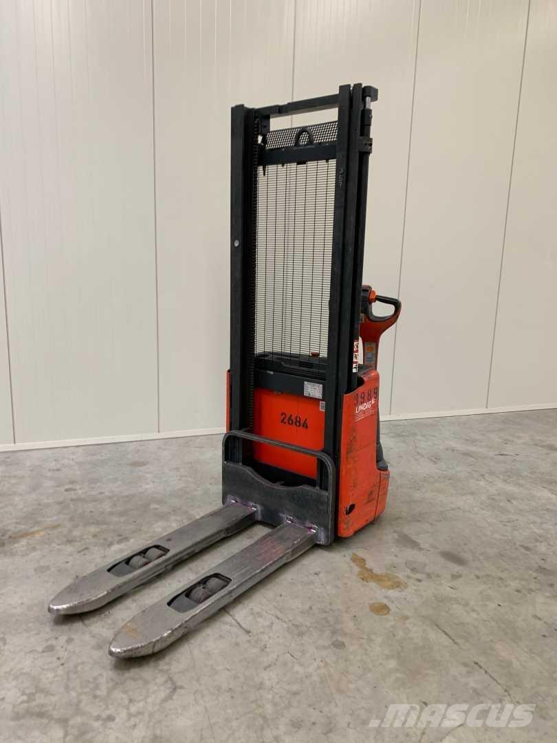 Linde L12 Самоходни товарачи