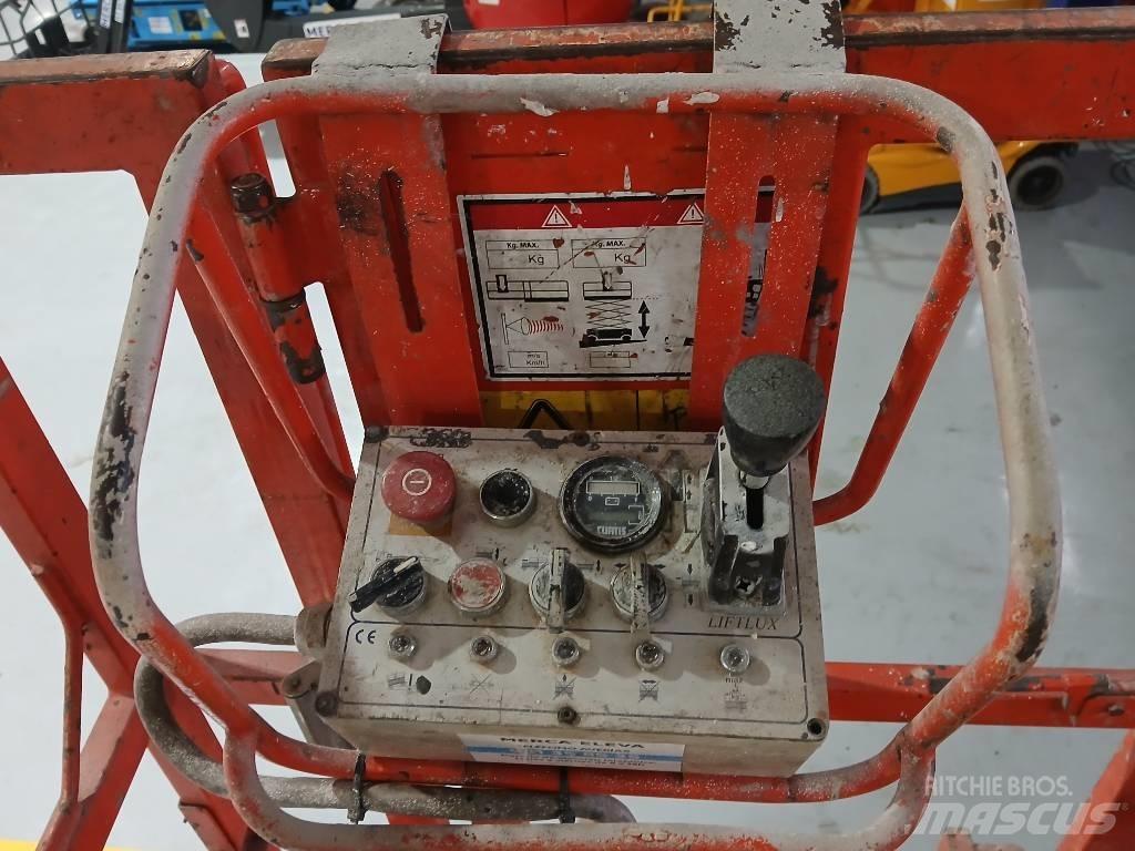 JLG 153-12 Ножични работни платформи